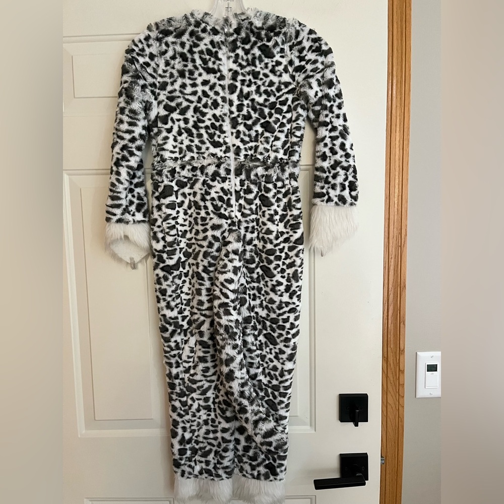 Snow leopard one piece costume. Gray, white black. Child size medium(8-10) - Picture 3 of 13